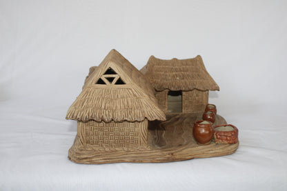 Handcrafted Ceramic Bonsai Village Landscape Pot – Mini Rustic House Scene Planter (Premium Display Piece)