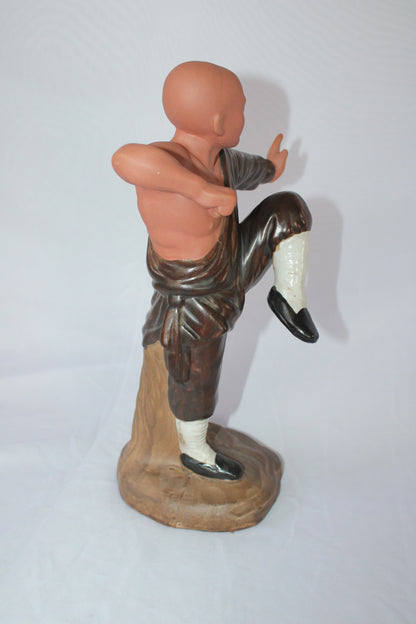Kung Fu Monk Bonsai Figurine – Action Pose Ceramic Statue for Bonsai, Terrarium & Home Décor