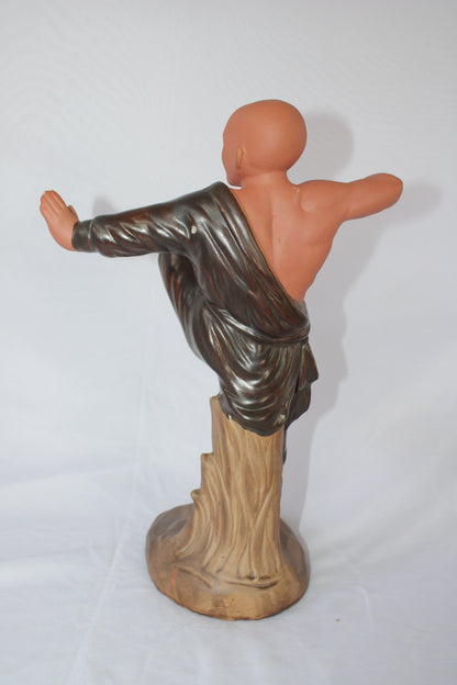 Kung Fu Monk Bonsai Figurine – Action Pose Ceramic Statue for Bonsai, Terrarium & Home Décor