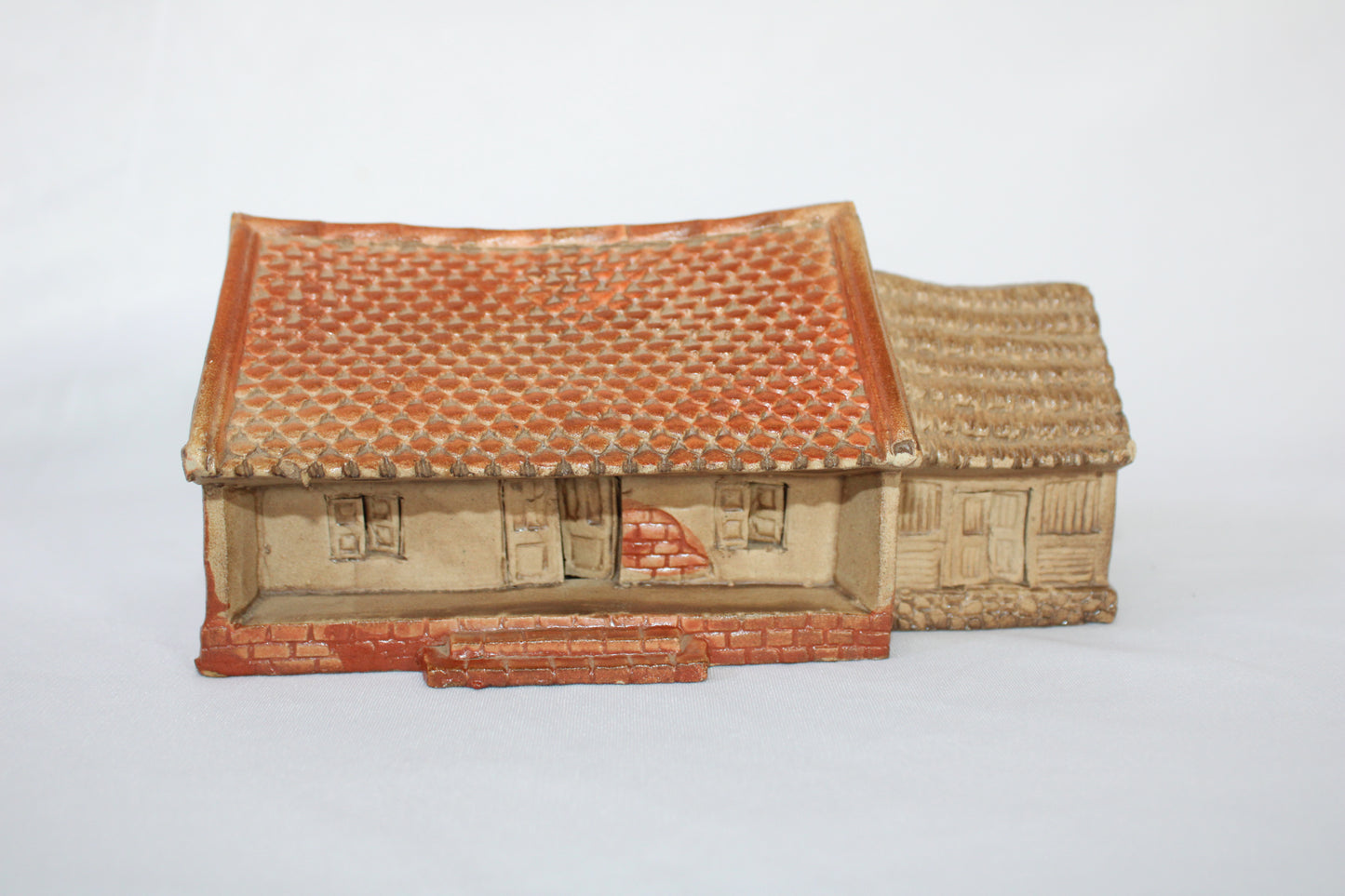 Handmade Ceramic Bonsai House Miniature – Rustic Village Style Decoration for Bonsai & Fairy Garden